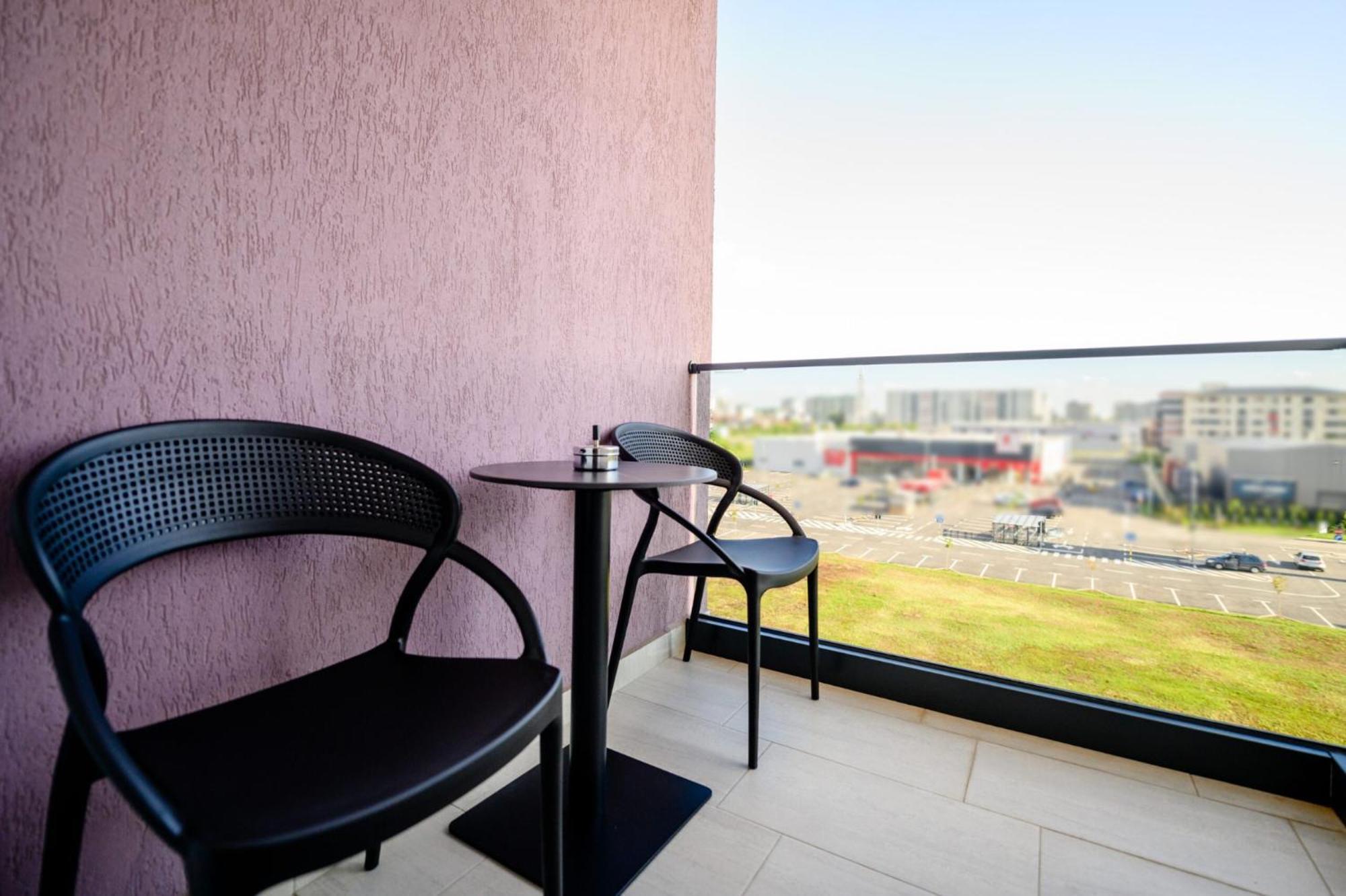 Elitte Inn & Suites Roşu Exteriér fotografie