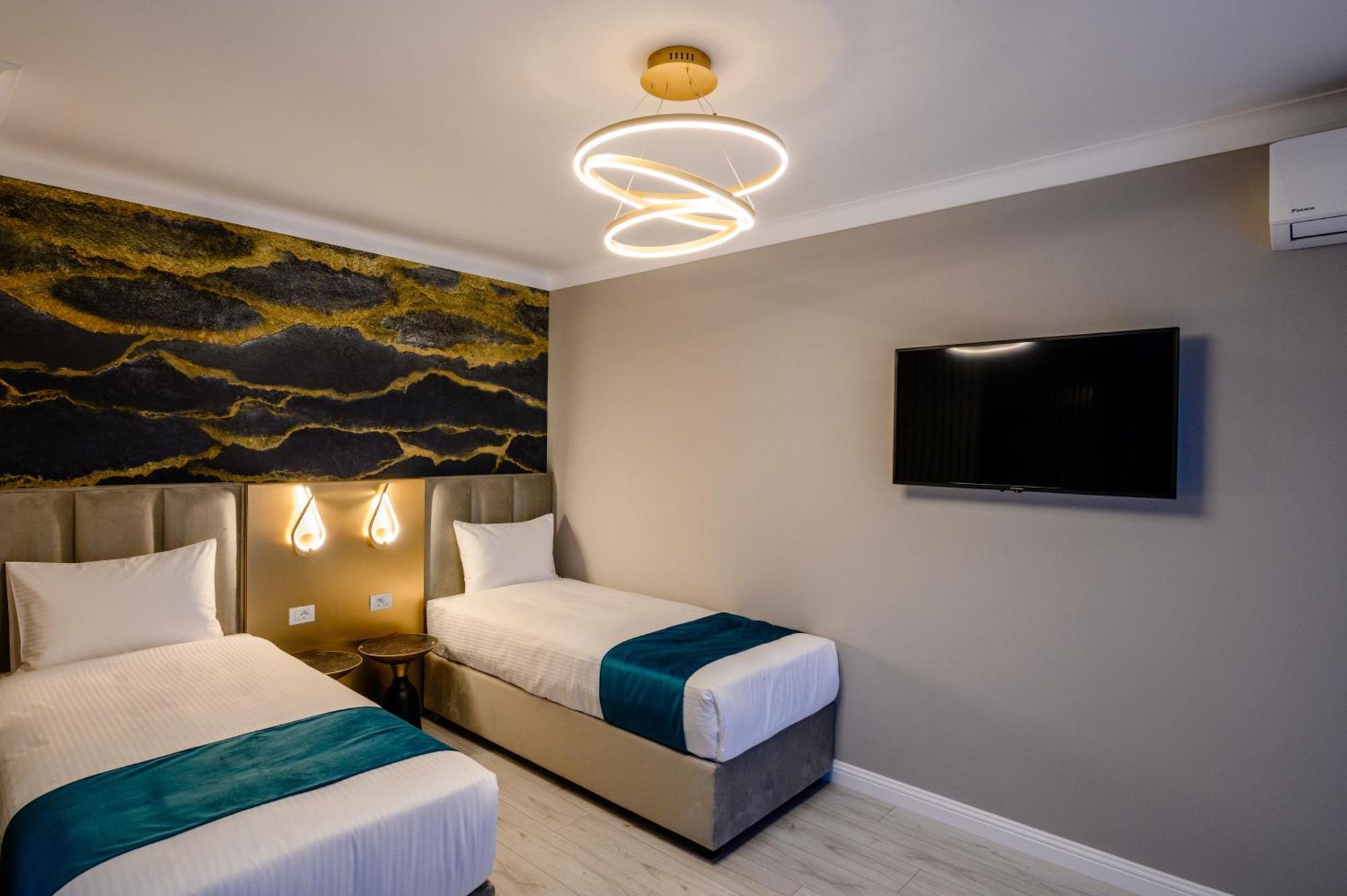Elitte Inn & Suites Roşu Exteriér fotografie